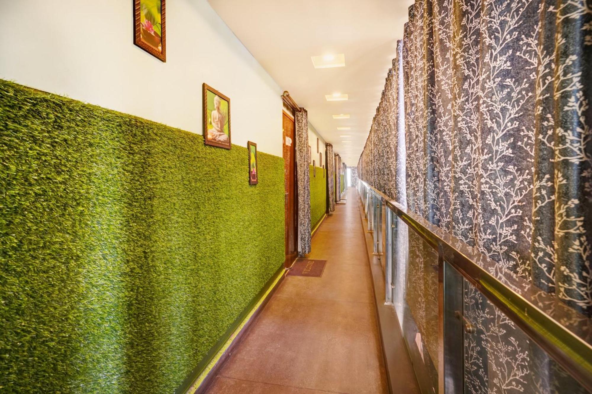 Super Hotel O Grill Inn Дханбад Экстерьер фото
